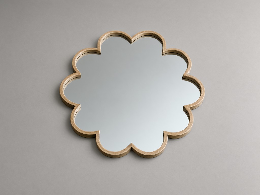 Wholesale clover decorative wall mirror Supplier
